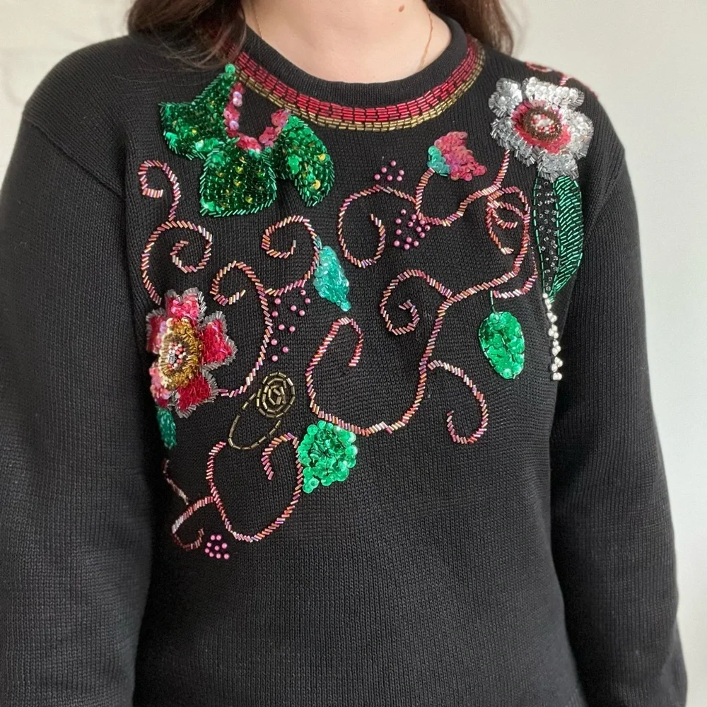 VINTAGE Women’s Sweater Sequins Embellished Festive Knit Size Large - Picture 2 of 12
